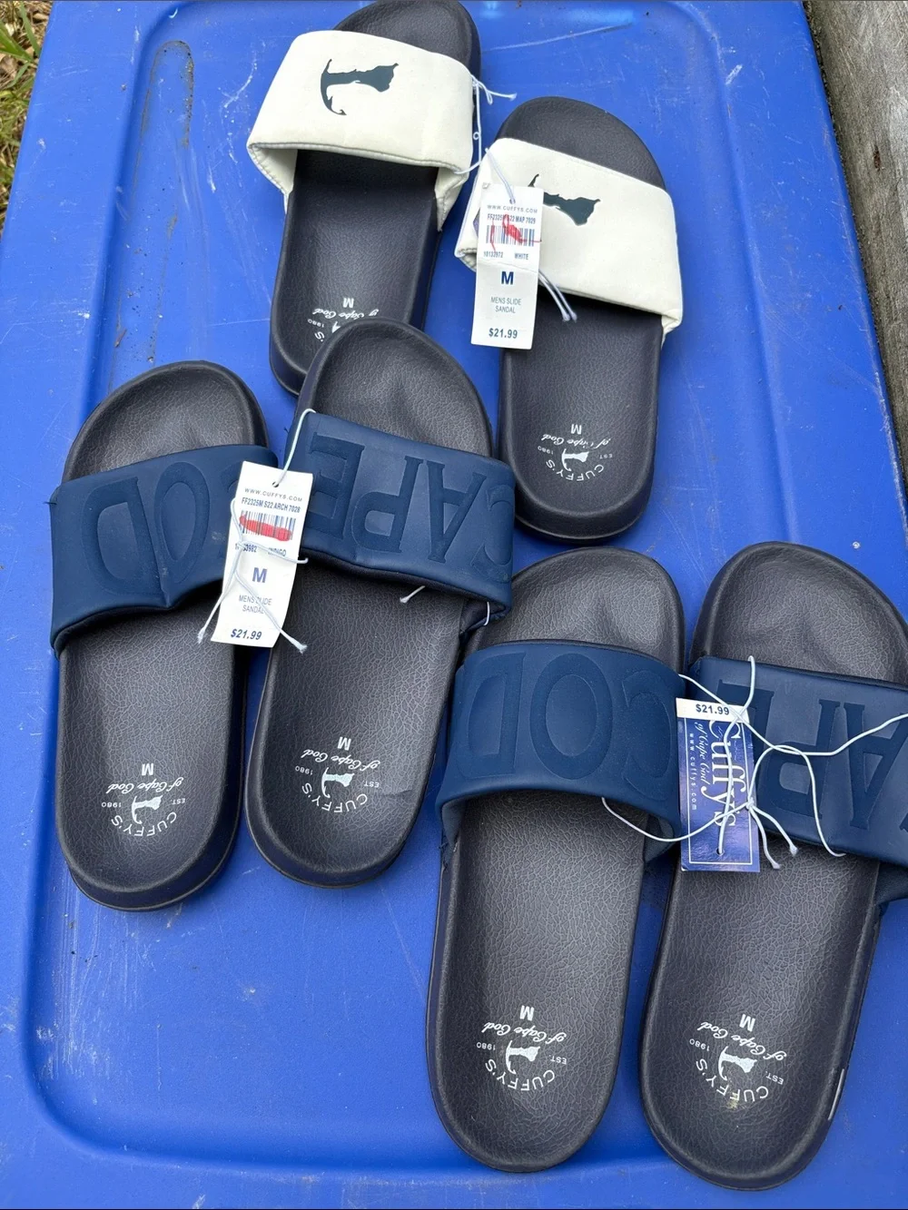 Cuffy’s Cape Cod medium slip on sandals. NWT!!